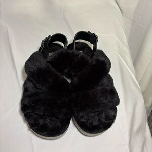Koolaburra Black Plush Faux Fur Slippers – Women’s Size 9 Cozy Indoor Shoes